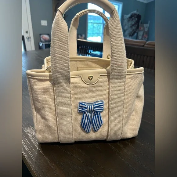 Stoney clover snap tote and wallet - Picture 1 of 9